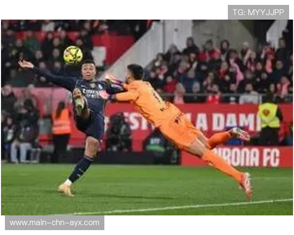 维尼修斯弧顶劲射皇马再添一分 维尼修斯弧顶劲射皇马再添一分