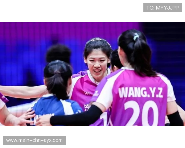 李盈莹后攻三连击点燃场馆