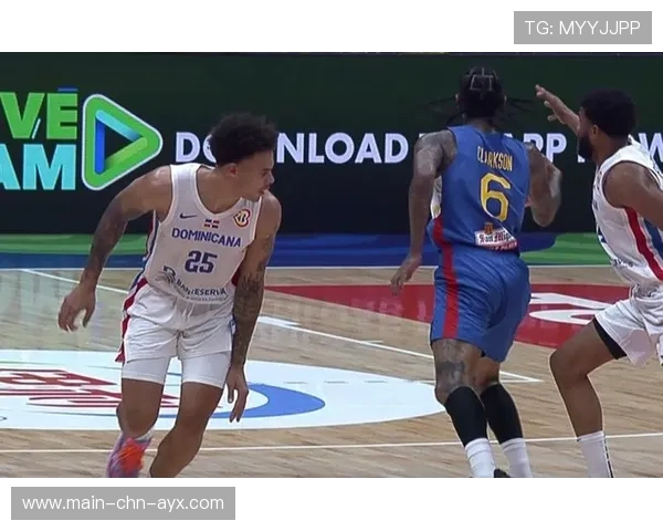 克拉克森突破上篮命中，掘金关键回合获利